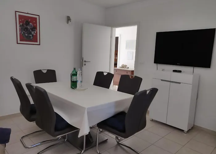 Zin Lägenhet Supetar